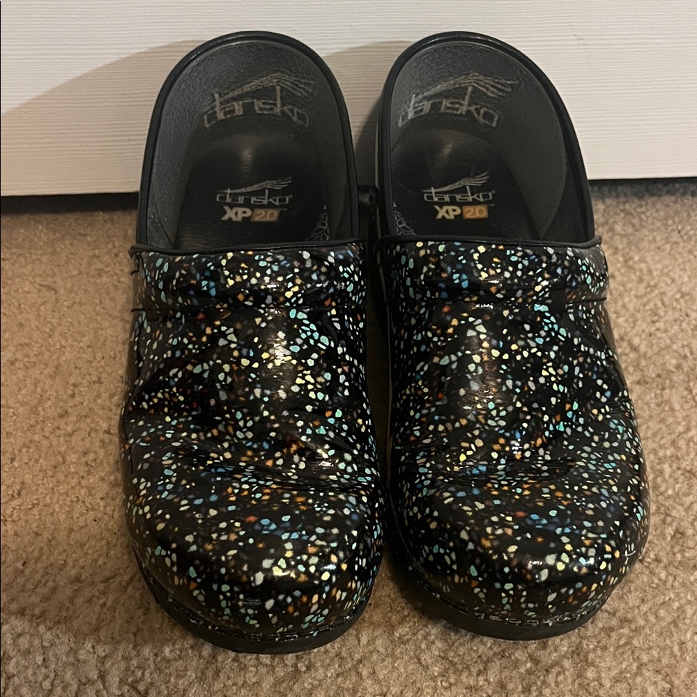 Dansko Speckled Black Clogs - Women’s Size 40